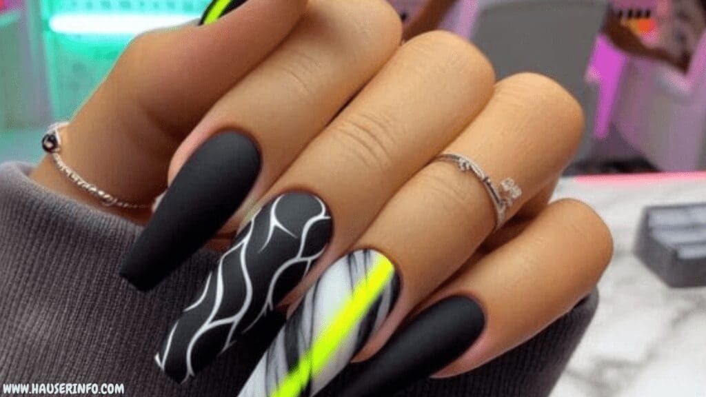 black nail designs