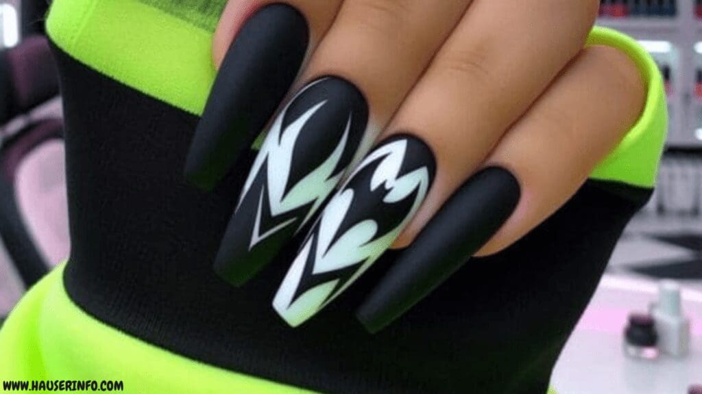 black nail designs