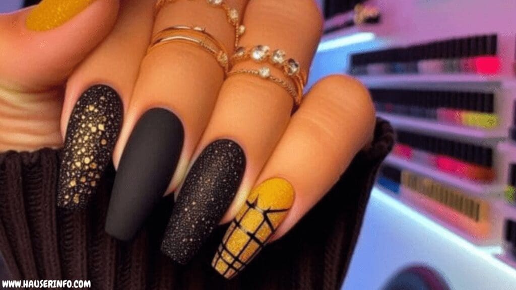 black nail designs